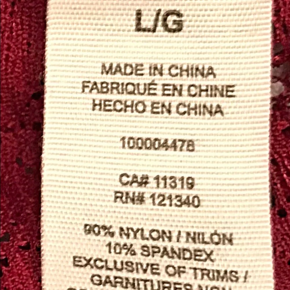 Garage Maroon Crop Top Lace Rose Pattern Size Large - Picture 5 of 5